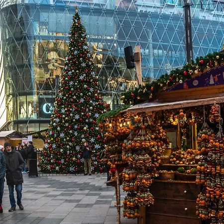 Hercegprimas At Basilica By Corall Apartment